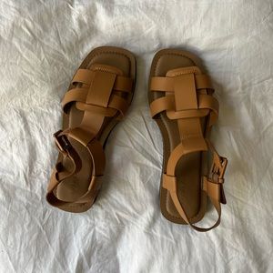 Everlane Fisherman Sandal